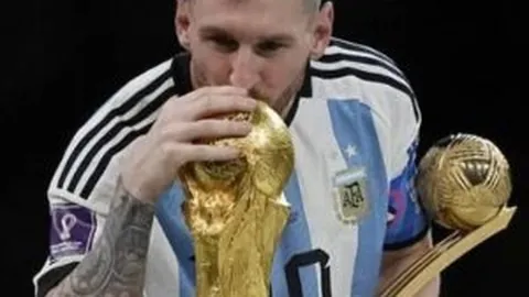 “重磅！韩国足球巨星席卷中超转会热潮，浙江队心动不已，千万美元转会费引发热烈讨论！”